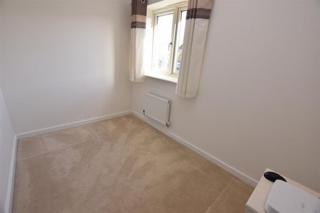 4 BED Detached house To rent - Photo 4