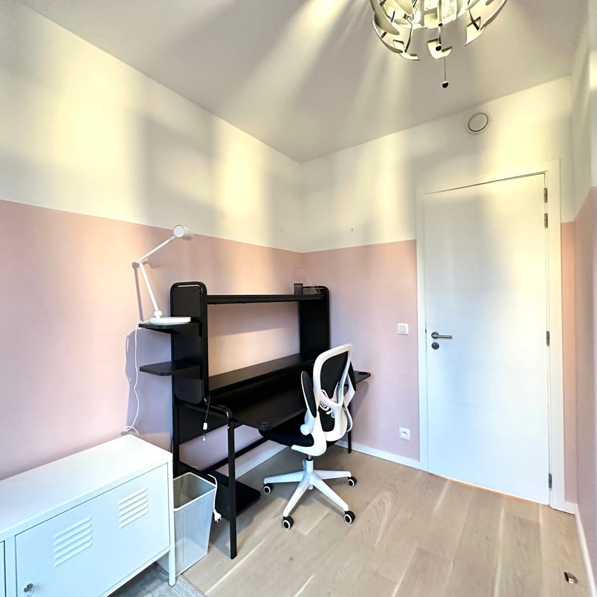 Rue Marguerite Bervoets, 1190, Forest - Photo 1