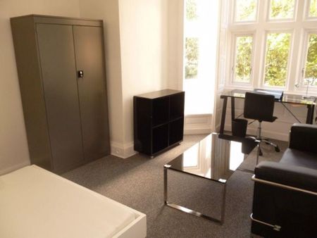 1 bedroom in a house share to rent - Photo 5
