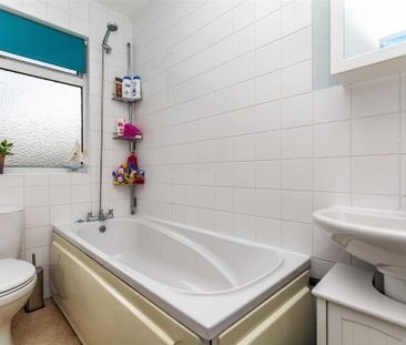 2 bedroom terraced house to rent - Photo 6