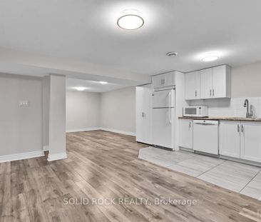 For Lease - 2382 Ogilvie Road Unit# B, Beacon Hill North - South an... - Photo 5