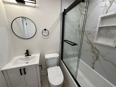 For Lease - 254 Greenwood Avenue Unit# Upper, Toronto, Ontario - Photo 2