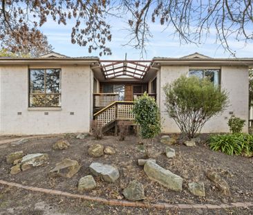 Spacious Family Home - Photo 5