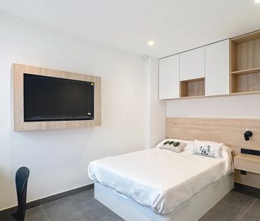 Room in a shared 6-bedroom apartment for rent in Castillejos. - Foto 5