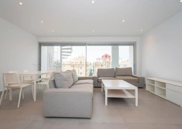 Apartamento de alquiler en Passatge Joan Marí Cardona, Santa Eulària Des Riu,, 4, Santa Eulària