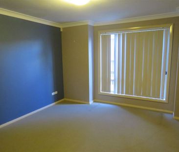 Spacious Family Home in a Quiet Location - Photo 2