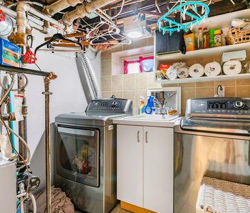 For Lease - 213B Blackthorne Avenue Unit# Basement, Toronto, Ontario - Photo 2