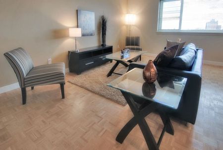 Morgan Manor - Photo 3