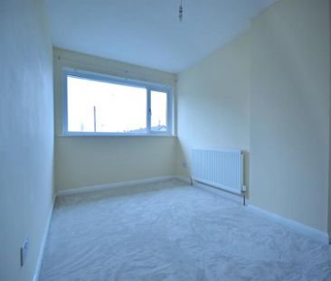 3 Bedroom Semi Detached Available Arranging tenancy - Photo 1