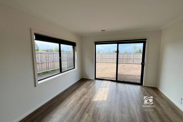 ESTABLISHED HIGH QUALITY HOME - Photo 1