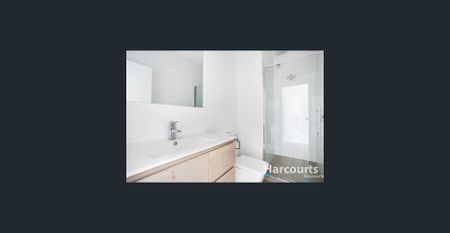 Spacious and Light-Filled 2-Bedroom Home in Mill Park - Photo 4