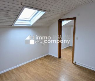 Charmante 2-Zimmer-Dachwohnung - Photo 3