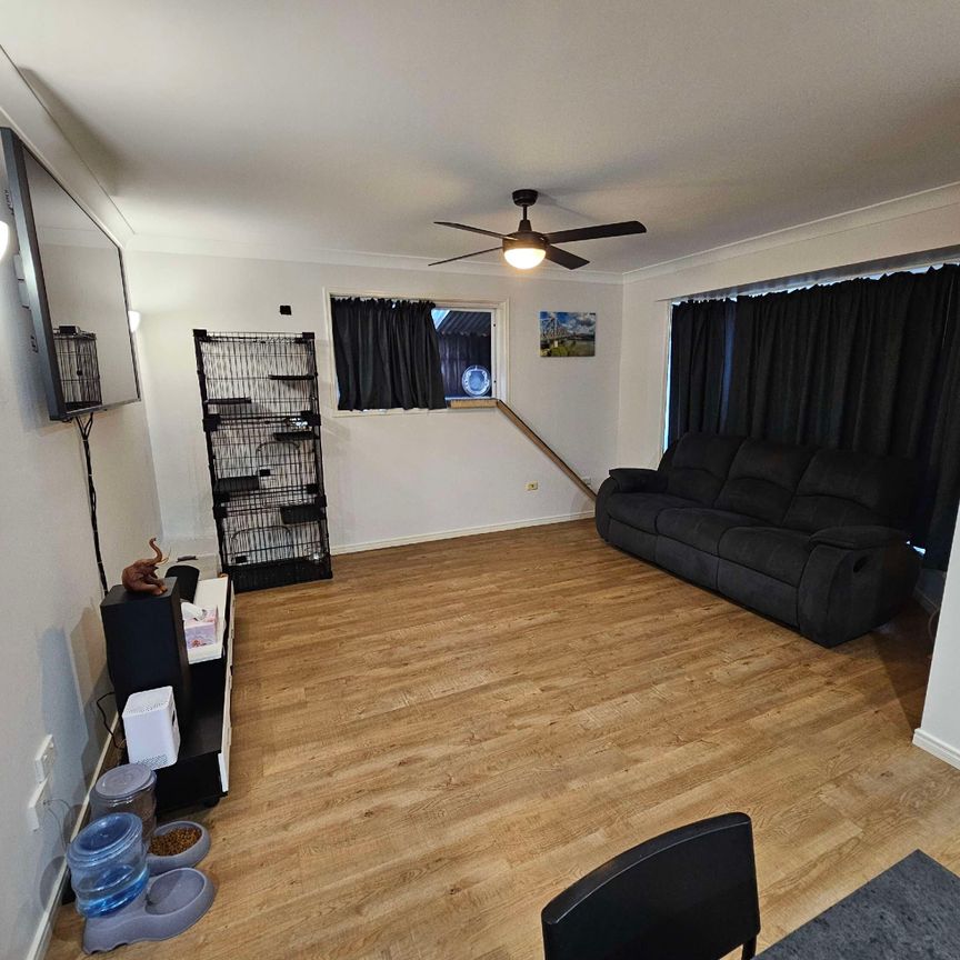 Redland Bay - Photo 1