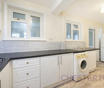 3 bedroom semi-detached house to rent - Photo 4