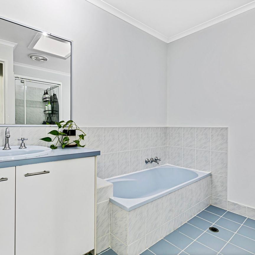 Easy Coastal Living, Moments to Mudjimba Beach! - Photo 1