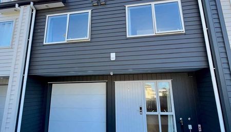 Luxury 4Bed3.5Bath townhouse in a Prime Locati... - Photo 4