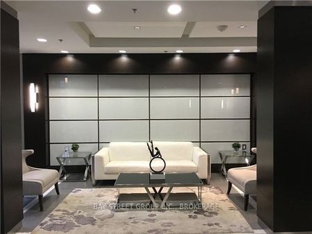 For Lease - 73 King William Crescent Unit# 702, Richmond Hill, Ontario - Photo 2