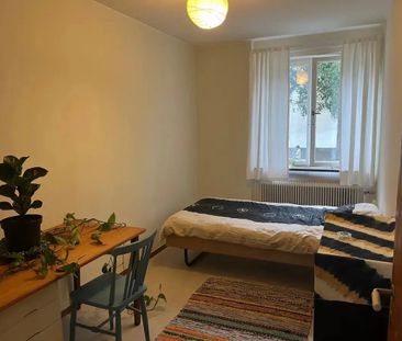 Emågatan, Bagarmossen - Photo 1