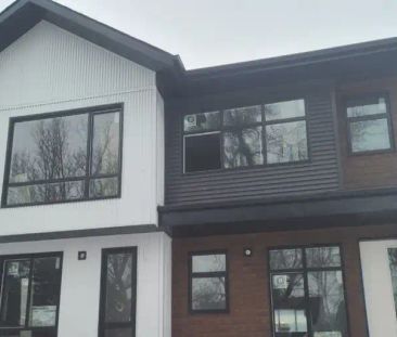 MODERN 1BDRM SUITE PET FRIENDLY IN NORTH GLENORA AREA | 13909 107A ... - Photo 1