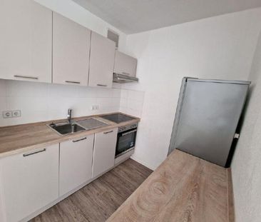 Schöne 3-Raum-Wohnung mit Balkon ! - Photo 1