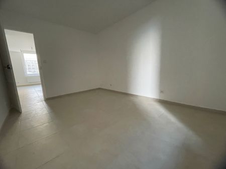 Location Appartement 2 pièces 38m² REIMS 51100 - Photo 3