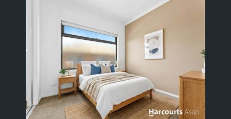 Thriving Townhouse in Noble Park - Photo 3