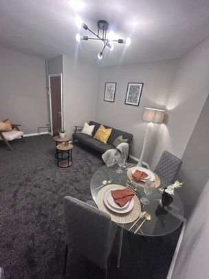 1 Bed Flat, Miller Road, CR0 - Photo 1