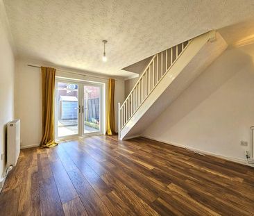 2 bedroom semi-detached house to rent - Photo 1