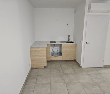 Nimes Puech du Teil - T1 NEUF Climatisé - 32.80 m² - Photo 2