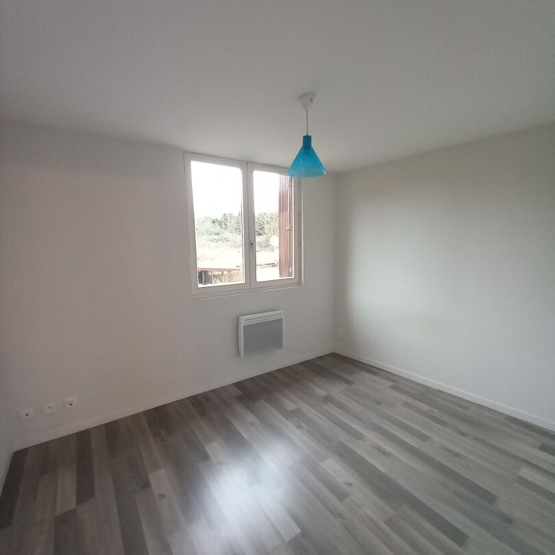APPARTEMENT T2- 39 M² - PARAY LE MONIAL - Photo 1