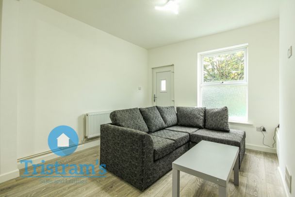 2 bed Mid Terraced House for Rent - Photo 1