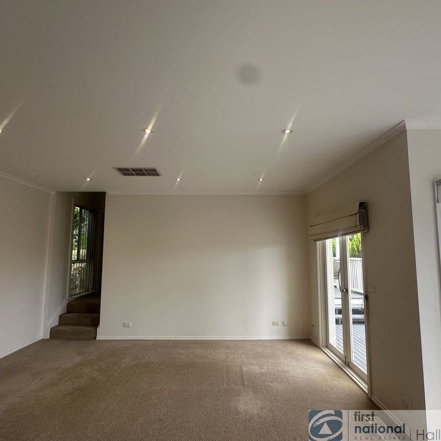 48 Avebury Drive, Berwick - Photo 1