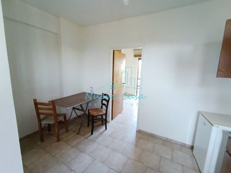 Studio/Γκαρσονιέρα για ενοικίαση Κέντρο (Ρίο) - Photo 2