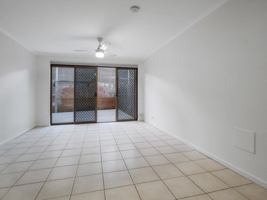 5/60 Railway st, Booval - Photo 1