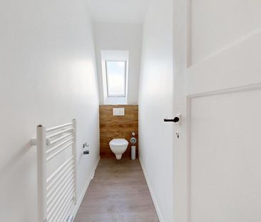 IMMOPARTNER - LICHTSPIEL UND CHARME IM DACHGESCHOSS - Photo 4