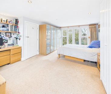 Craneford Way, Twickenham, TW2 - Photo 6