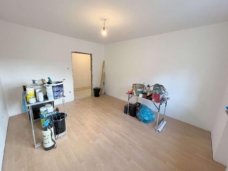 Modernisierte 3-Zimmerwohnung mit Balkon und Duschbad in zentraler Lage in Kaarst - Foto 3