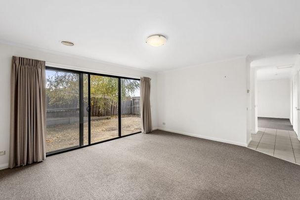 2/43 Herd Road, Belmont - Photo 1