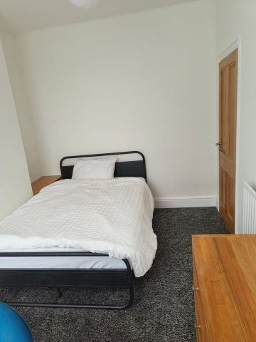 Room in a Shared House, Melbourne Road, CV5 - Photo 5