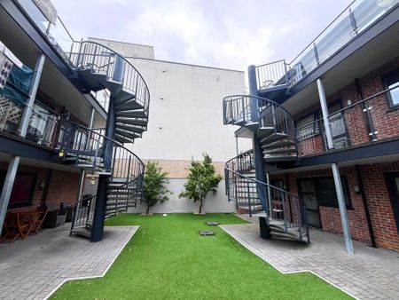 1 bedroom flat to rent - Photo 4