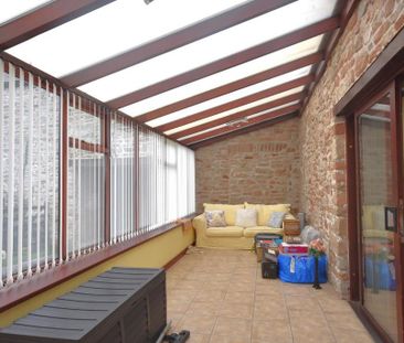 1 bedroom barn conversion to rent - Photo 2