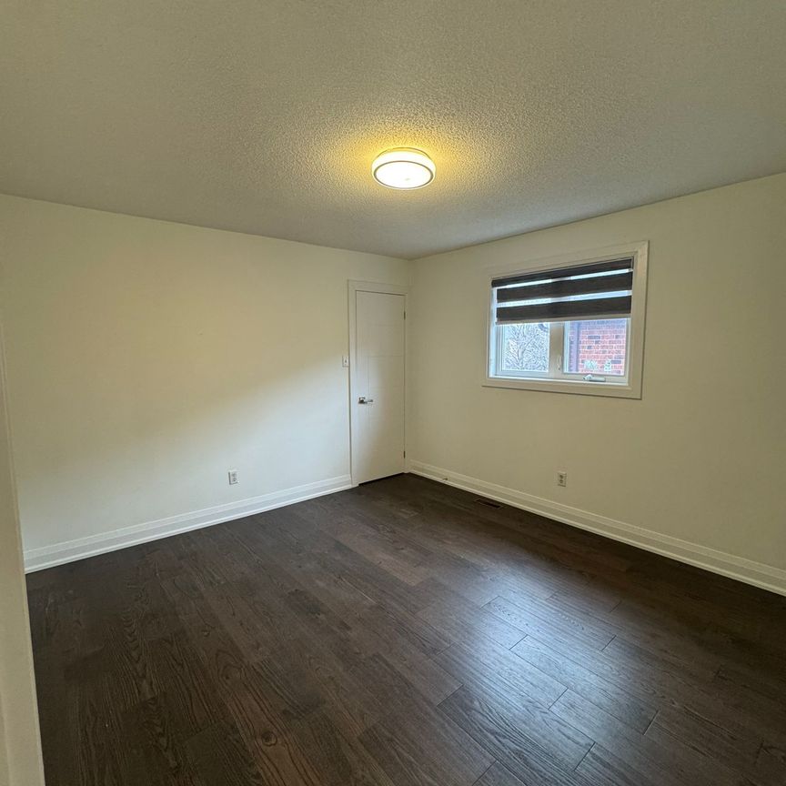 For Lease - 5 Burwash Court, Brampton, Ontario - Photo 1