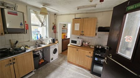 Prince Road, London, SE25 6 - Photo 4