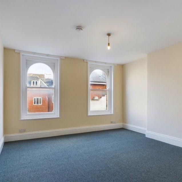 Westbourne House, Station Road, Stroud, Gloucestershire, GL5 - Photo 1