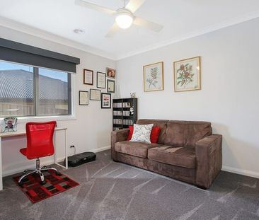 Modern Family Luxury in Sought-After Fairway Gardens - Photo 5