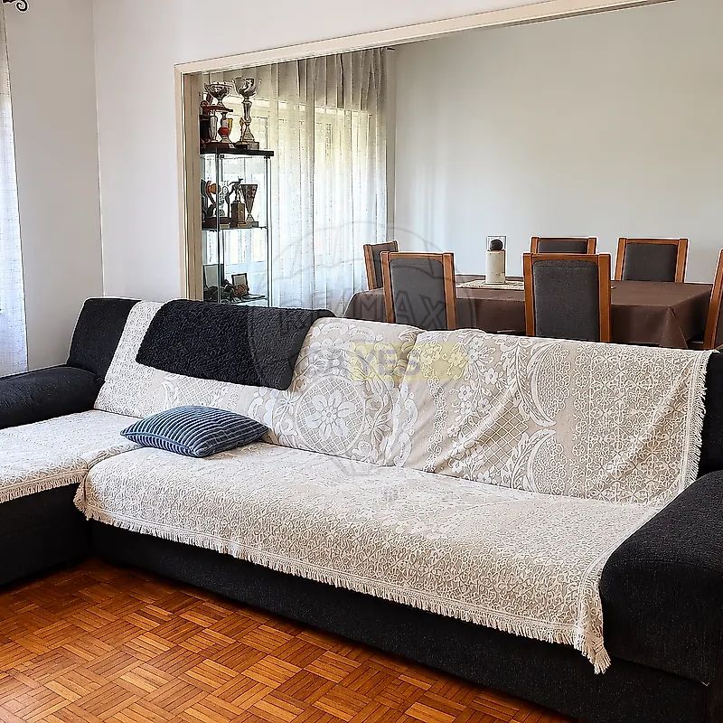 Apartment T2 in Póvoa de Santa Iria e Forte da Casa, Vila Franca de Xira - Photo 1