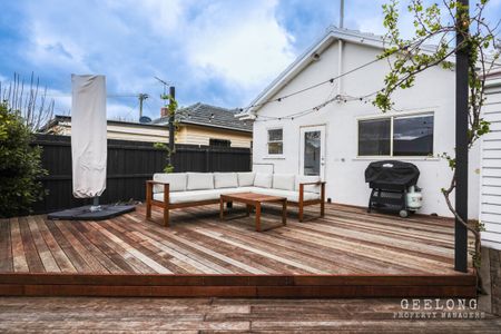1 Hill St Belmont - Photo 5