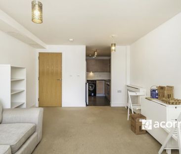 1 bedroom flat to rent - Photo 1
