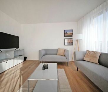 Spacious 2.5-room attic apartment furnished - Photo 2