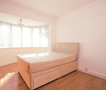 Durley Avenue, Pinner, HA5 - Photo 4